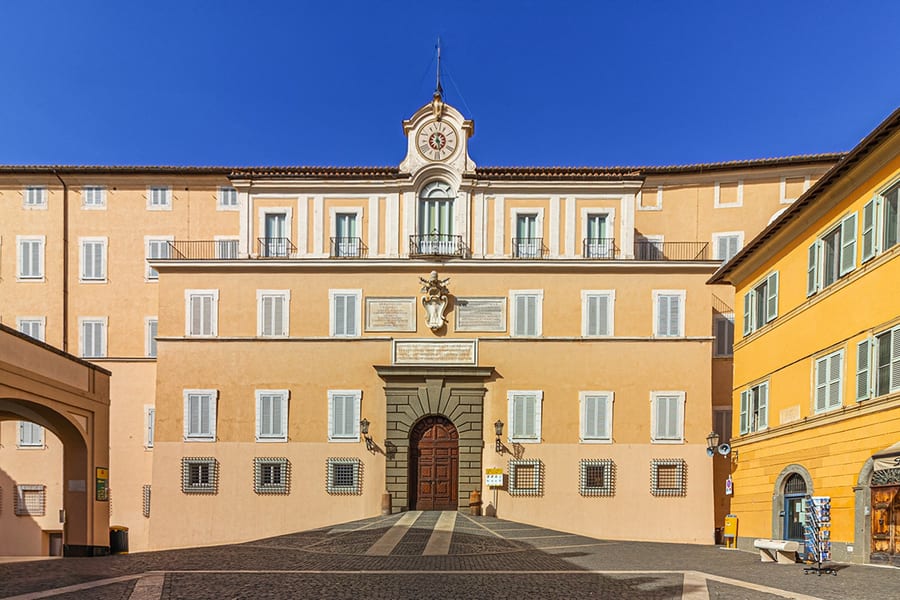 Trải nghiệm trọn vẹn Castel Gandolfo cùng Chuyến tham quan Vườn Giáo hoàng bằng Xe Minibus Sinh thái, Rome