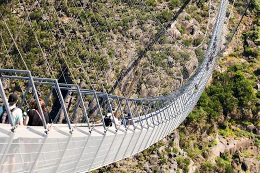 516 Arouca Bridge & Paiva Walkways: Guided Tour from Porto + Lunch