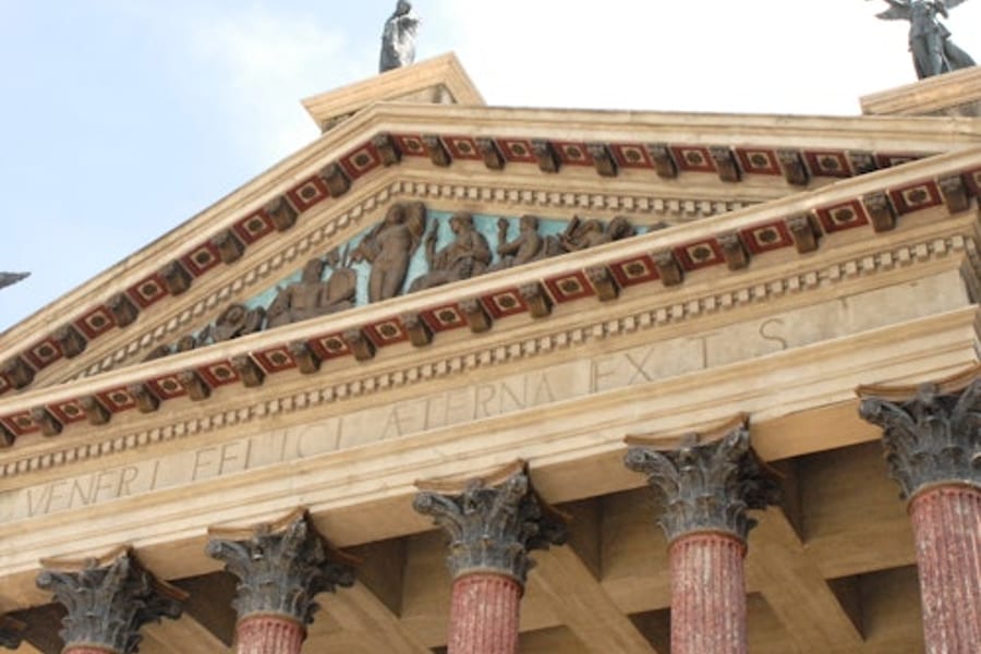 Cinecittà Shows Off, at Cinecittà Studios