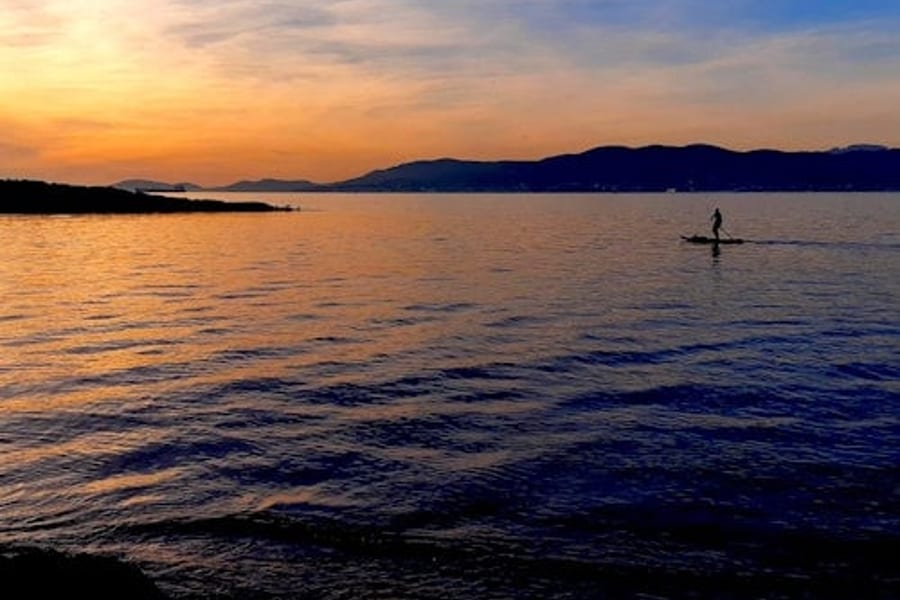 Mallorca: Gün Batımı Kano veya Stand-Up Paddle Board Turu, at Kayak Rentals Mallorca, Can Pastilla