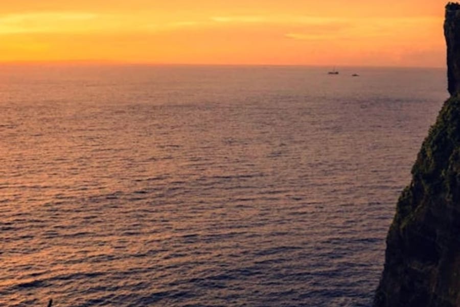 Suluban Beach, Uluwatu & Kecak Dance Sunset Tour, South Kuta