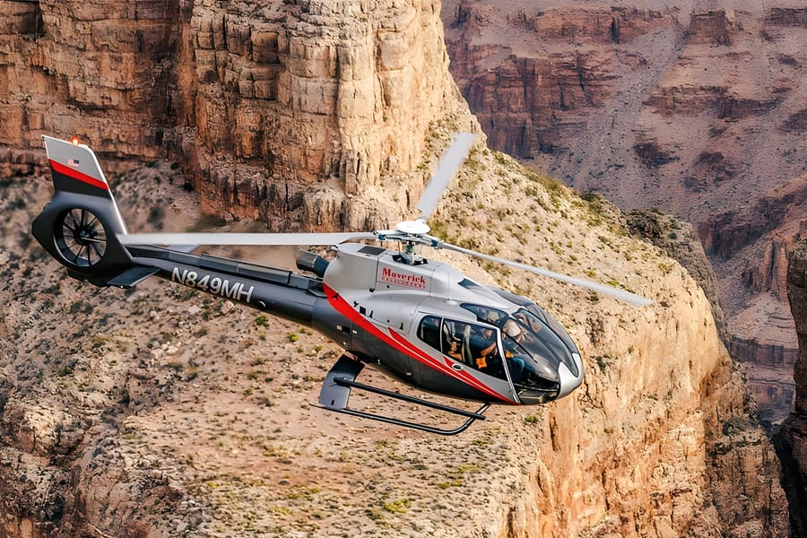 90-min Las Vegas to Grand Canyon West Helicopter Tour with Las Vegas Strip Views, Las Vegas