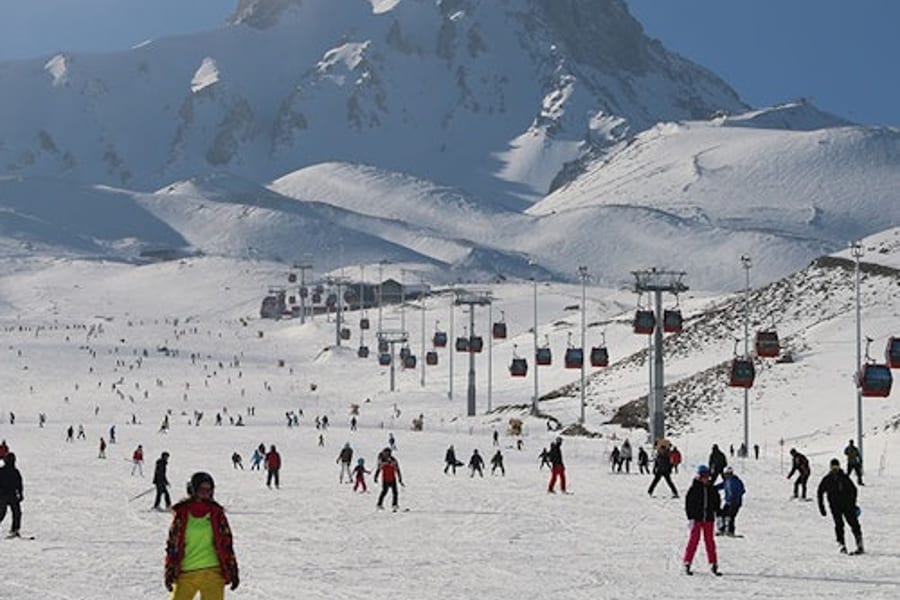 Cappadocia: All-Inclusive Full-Day Ski Experience
