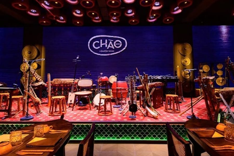 हो ची मिन्ह सिटी: चाओ शो + डिनर, at Chào Show, Ho Chi Minh City