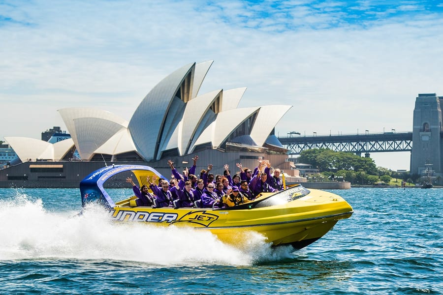 Trải Nghiệm Cực Đỉnh Thunder Jet: Hành Trình 45 Phút, Sydney