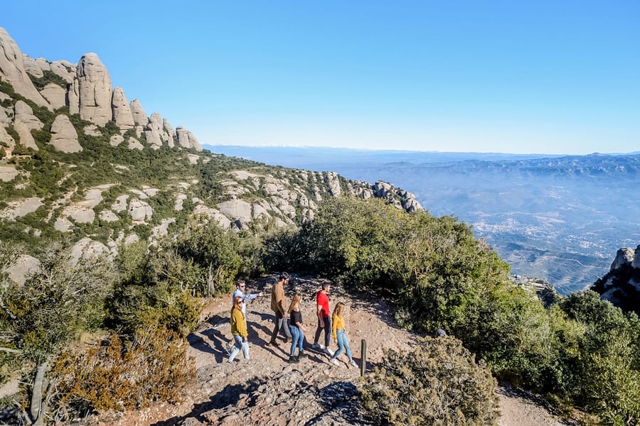 Desde Barcelona: excursión de un día a Montserrat y ruta de senderismo panorámica por la montaña, Barcelona