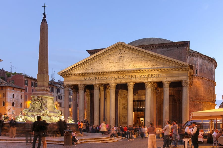 Mánaskin Rómarganga með Leyndardómsgötum, Rome