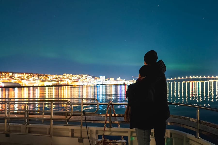 3-Hour Northern Lights Guided Tour on a Luxury Catamaran, Tromso