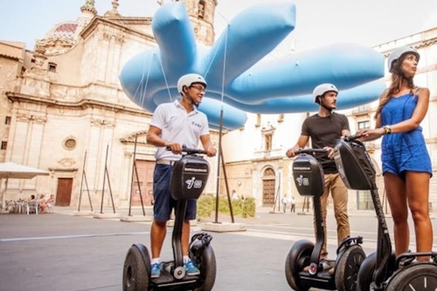 Barcelona: Montjuïc Segway Tour