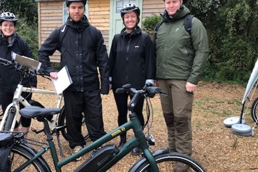 London: Electric Bike Rental with Self-Guided Vineyard Tour, at London Bike Tours