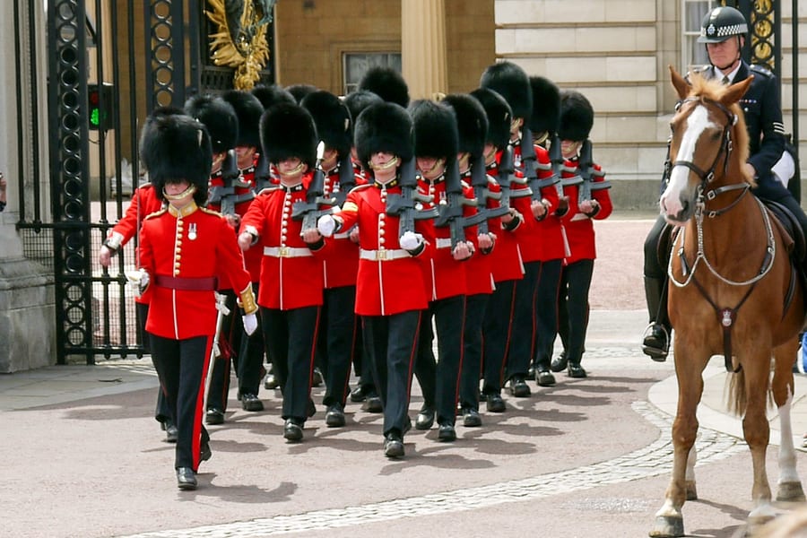 Paket Kombo: Tur Pemandu Menara London + Pesiar Sungai Thames, at Tower of London Shop, London