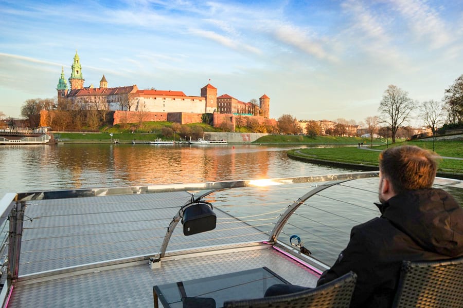 ล่องเรือชมวิวแม่น้ำวิสตูลาโดยเรือคาตามารัน, at ul. Smocza 2, Krakow