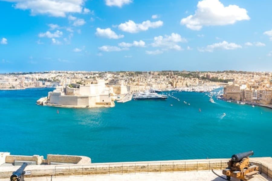 ਅਸਲੀ ਵੱਲੇਟਾ ਵਾਕਿੰਗ ਟੂਰ, at Valletta City Gate, Valletta