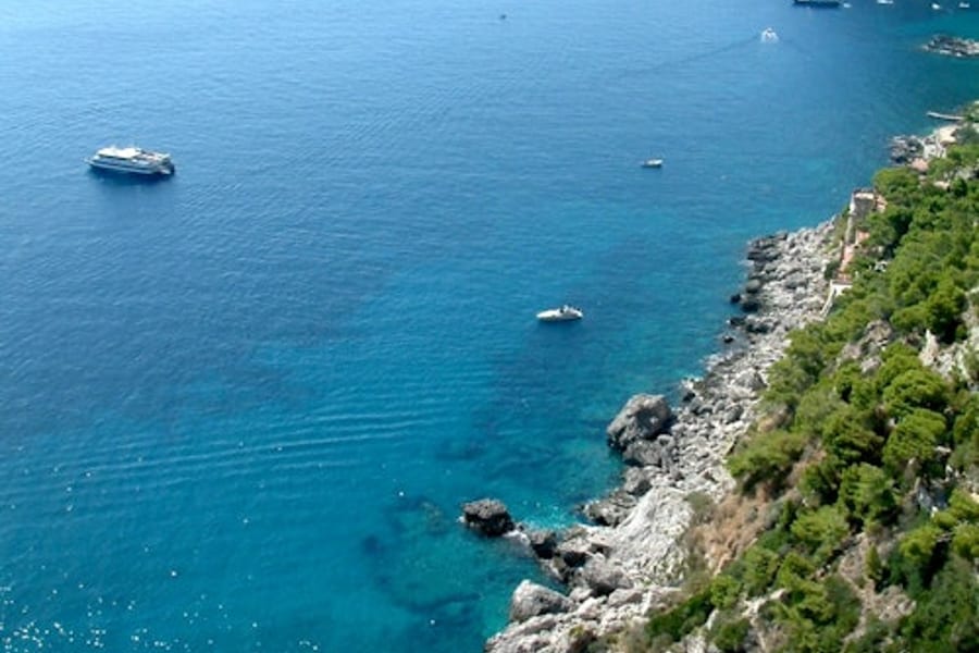 گردش دریایی از سواحل کاپری به کاپری, at Grotta Bianca, Capri