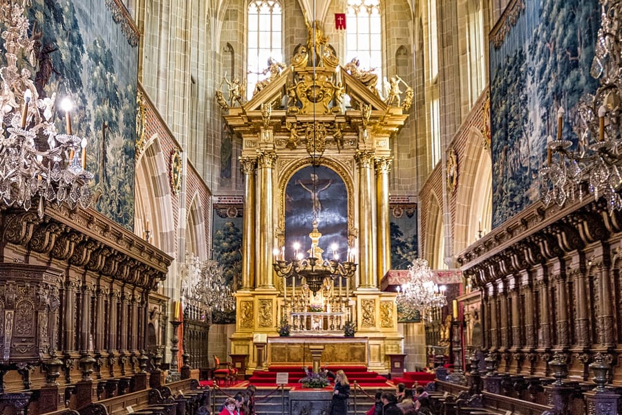 Omvisning på Wawel-slottet, katedralen og Wieliczka-saltgruven med lunsj, at St. Mary Magdalene Square, at the Piotr Skarga Monument plac, Krakow