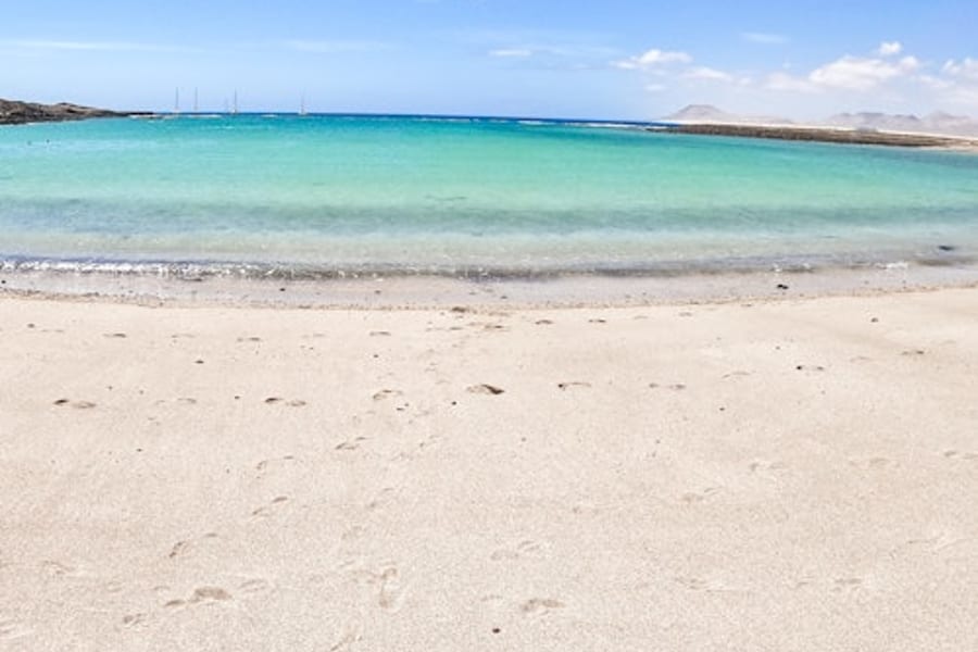 લોબોસ ટાપુ: કોરીલેજો તરફના ફેરી, Fuerteventura