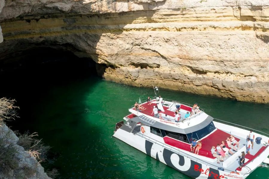 Benagil & Coastline: Catamaran Cruise Tour from Albufeira, Portimao