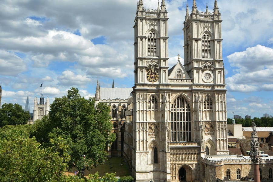London: Guided Tour + Afternoon Tea at The Rubens at The Palace, at The Rubens at the Palace