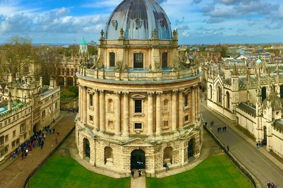 Cotswolds & Oxford: Guided Day Tour from London + Country Pub Lunch, at Day Trips from London