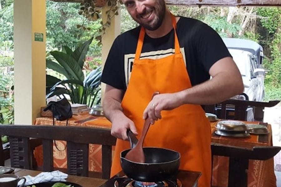 Koh Samui: Clase de cocina tailandesa guiada con tour por el mercado local + traslados, Ko Samui