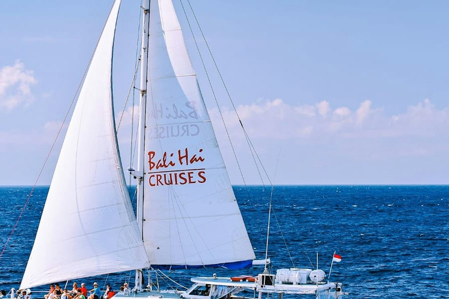 Nusa Lembongan: Aristocat Sailing Cruise from Bali + Lunch, Denpasar