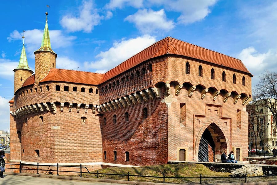 克拉科夫卡：36個博物館的通行證及無限公共交通, at Krakow Balice Airport - Tourist Information Centre, Krakow