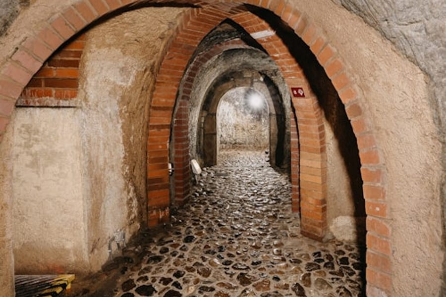 Pilsen: Historische Ondergrondse Tour met een Glas Bier, Pilsen