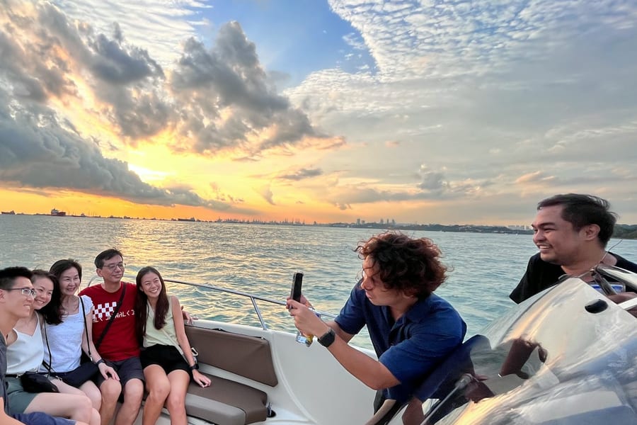 Singapore: Southern Islands Speedboat Tour from Sentosa, at Singapore River Cruises