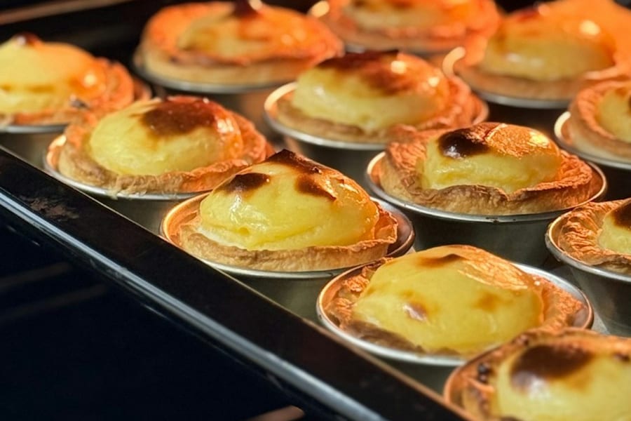 Porto: Pastel de Nata Cooking Class at Rua da Bainharia + Snacks & Wine, at Kauai Bike Rentals