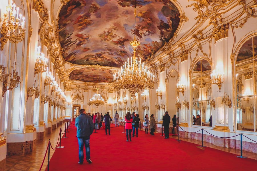 Schönbrunn Palota és Kertek Kis Csoportos Gyorsított Belépésű Vezetett Túra, at Schönbrunn Palace, Vienna