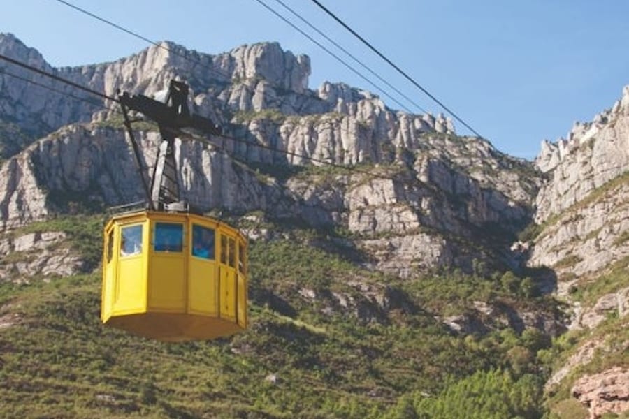 Tot Montserrat Card: Public Transport from Barcelona + Lunch, at Montserrat Day Trips from Barcelona