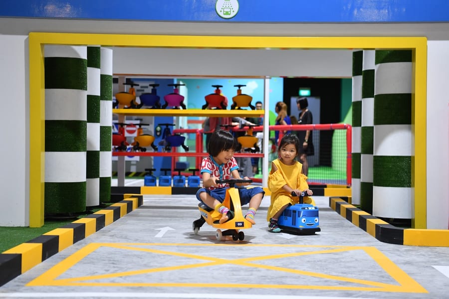 Tayo Station, at E!Hub, Downtown East