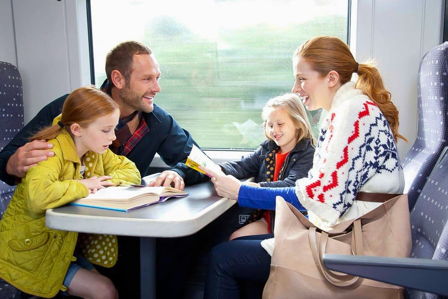 Traslado en Tren: Aeropuerto de Stansted hacia/desde Londres en Stansted Express, at London Stansted Airport, London