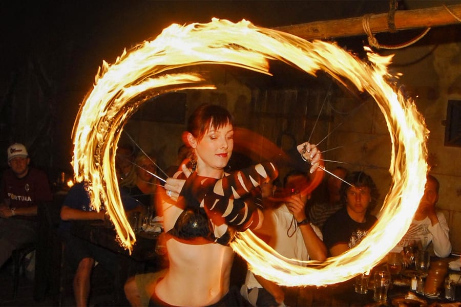 Espetáculo de Jantar Medieval com Bebidas Ilimitadas, Prague