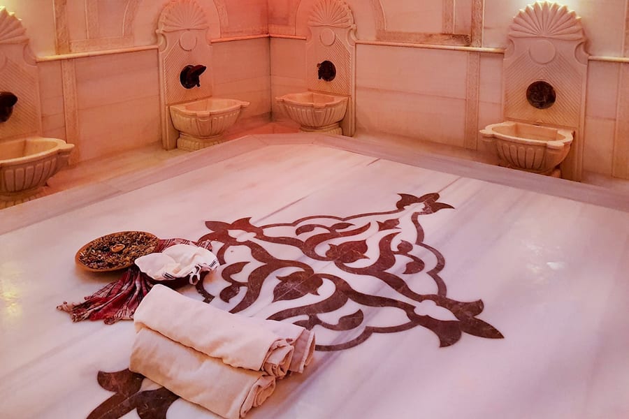 Acemoglu Hammam: Turkish Bath, Spa & Massage in Eminonu, at Acemoglu Hammam