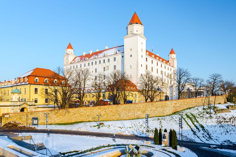 Saindo de Viena: Passeio de um dia a Bratislava de ônibus e barco, Vienna