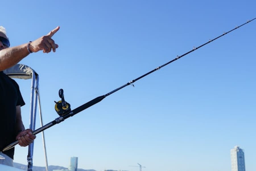 Barcelona: All-Inclusive Fishing Experience Package