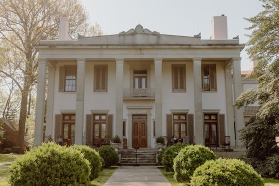 Turul Conacului Belle Meade + Degustare de Vinuri, at Belle Meade Mansion, Nashville