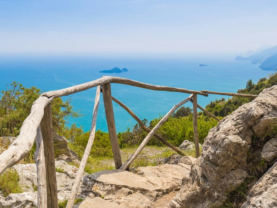 Path of the Gods: Guided Hiking Tour + Roundtrip Transport from Sorrento