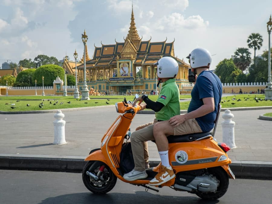 Phnom Penh: Vespa Tour