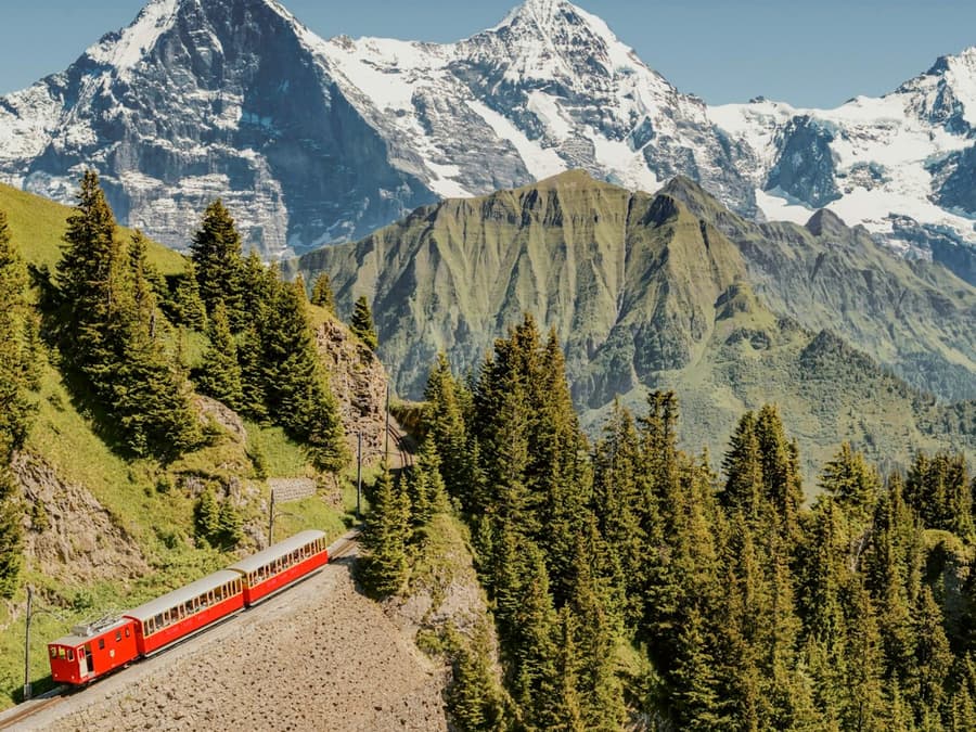 Jungfrau: Unlimited Travel Pass for 3 to 8 Days