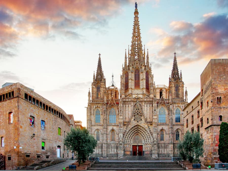 Visita Guiada a la Catedral de Barcelona amb Entrada Sense Cua