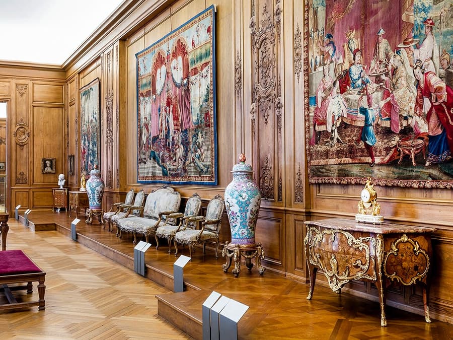 Petit Palais: Artists' Faces Exhibition