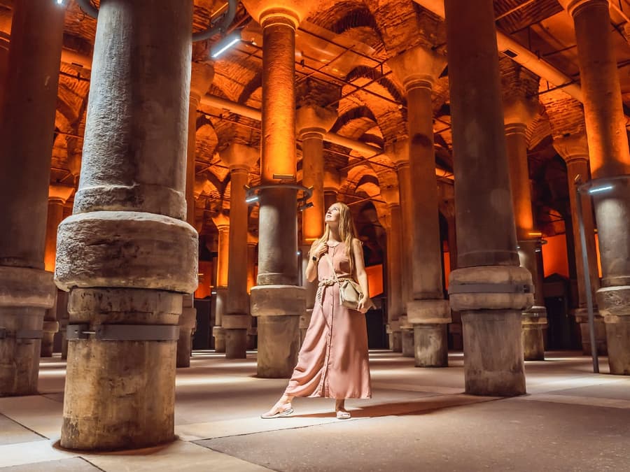 Combo: Cisterna da Basílica + Mesquita Azul + Tour Guiado na Hagia Sophia com Ingressos Fura-Fila