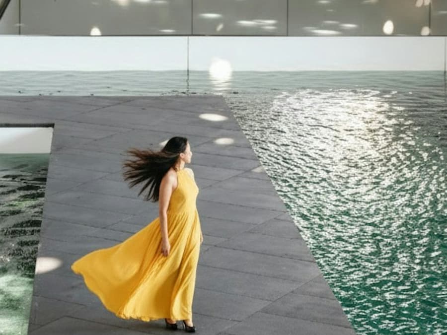 Abu Dhabi: Guided City Tour + Sheikh Zayed Grand Mosque & Emirates Palace Entry