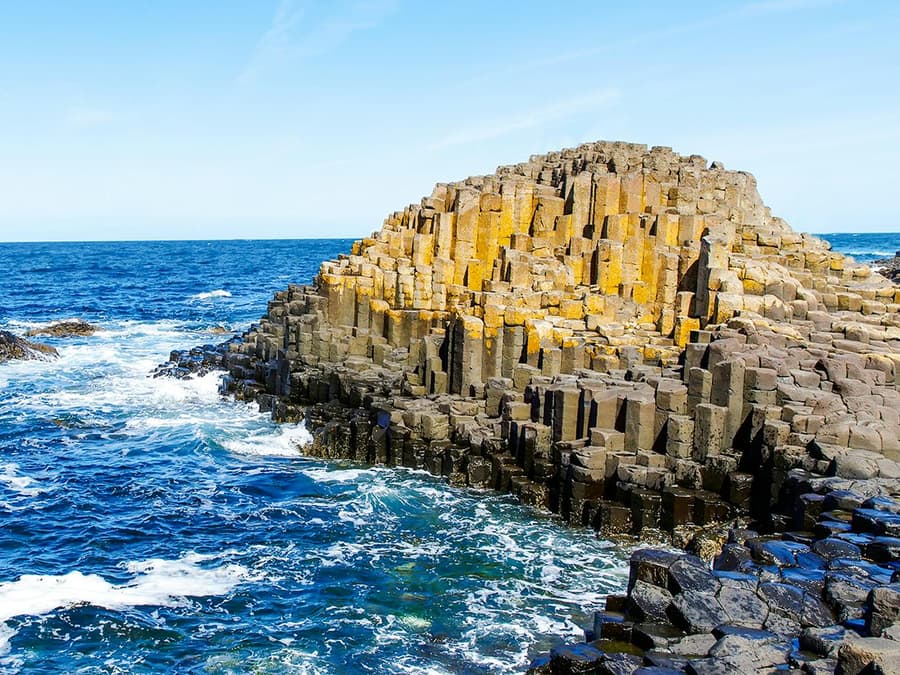 From Dublin: Giant's Causeway and Titanic Experience Full-Day Tour