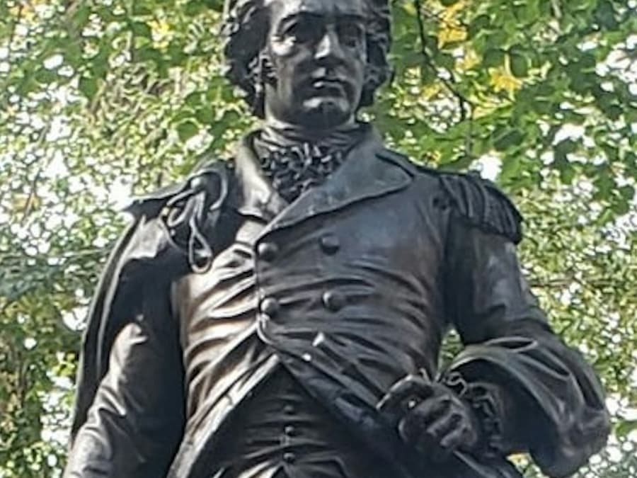 Commonwealth Avenue Walking Tour