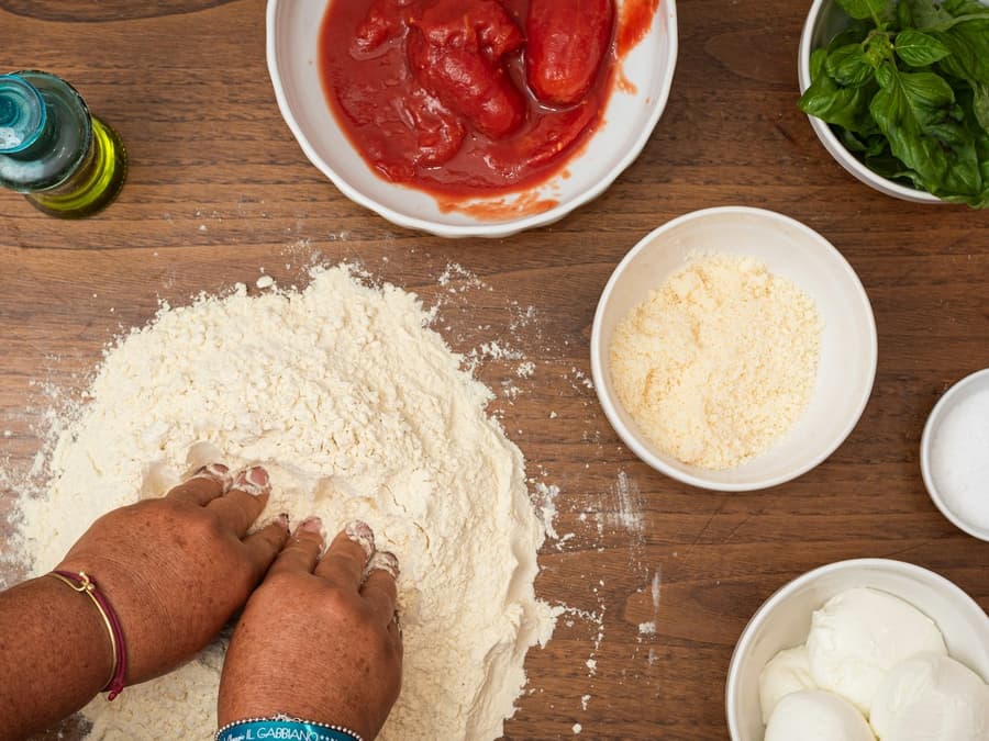 Positano: Pizza and Tiramisu Cooking Class