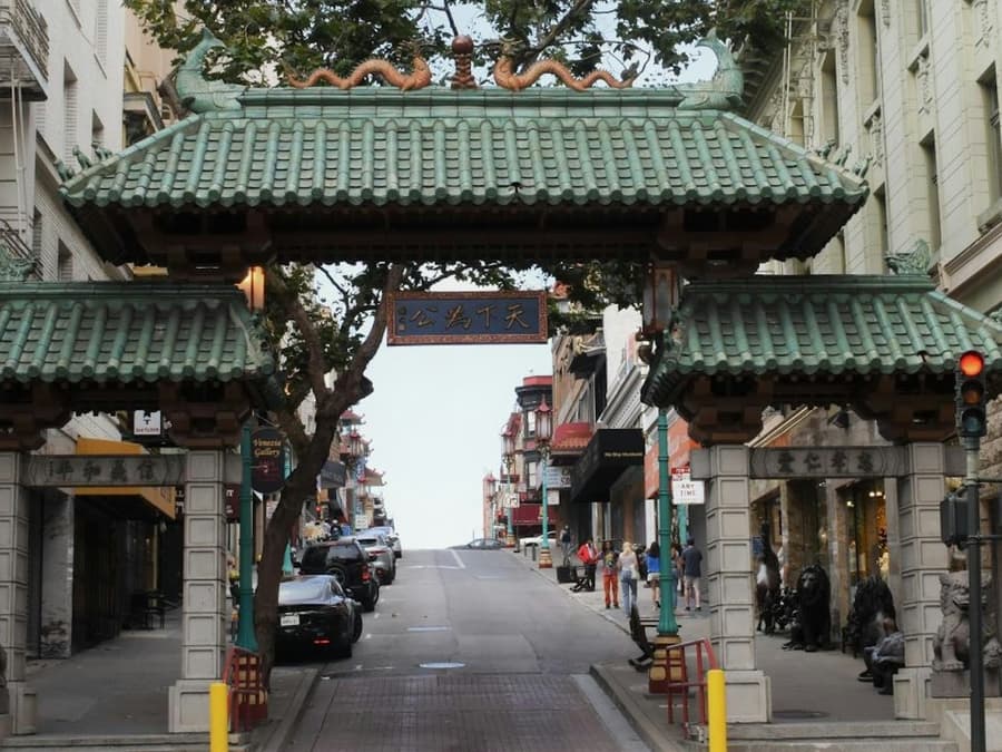 Chinatown San Francisco: Guided Food & History Walking Tour