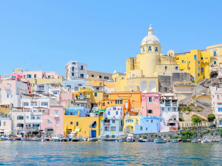 From Naples: Procida Island Boat Tour